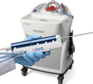 Hologic Eviva® Brustbiopsiesystem vor weißem Hintergrund
