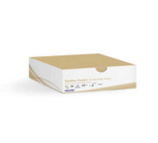 Test-Karton auf weißem Hintergrund